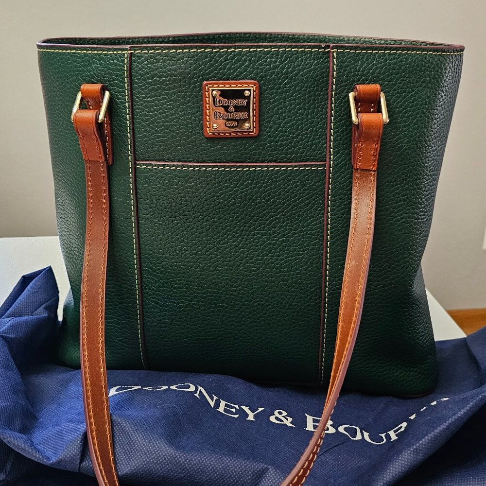 Dooney & Bourke